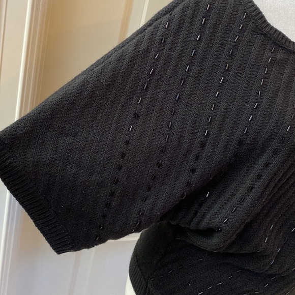New York and Company Sweater Womens Black Sequins Dolman Sleeve Festive Sz XS - Picture 3 of 9